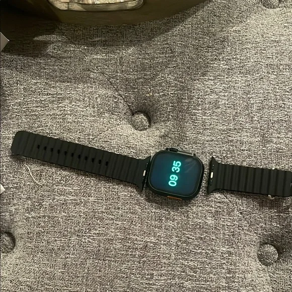Apple Black watch S10 maybe fake maybe real idk